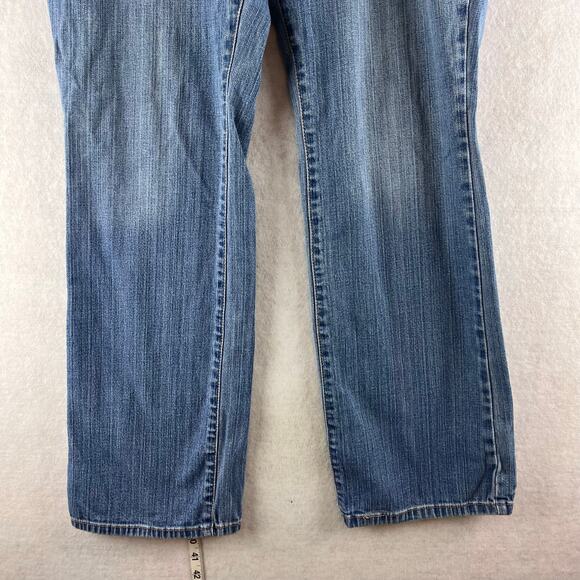 Levi's 550 Relaxed Fit Bootcut Jeans Women's 8 Medium Wash Denim Everyday Pucker - Picture 3 of 15